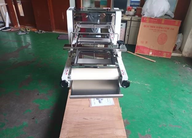 may ve bot se bot hongling md-380a hinh 2